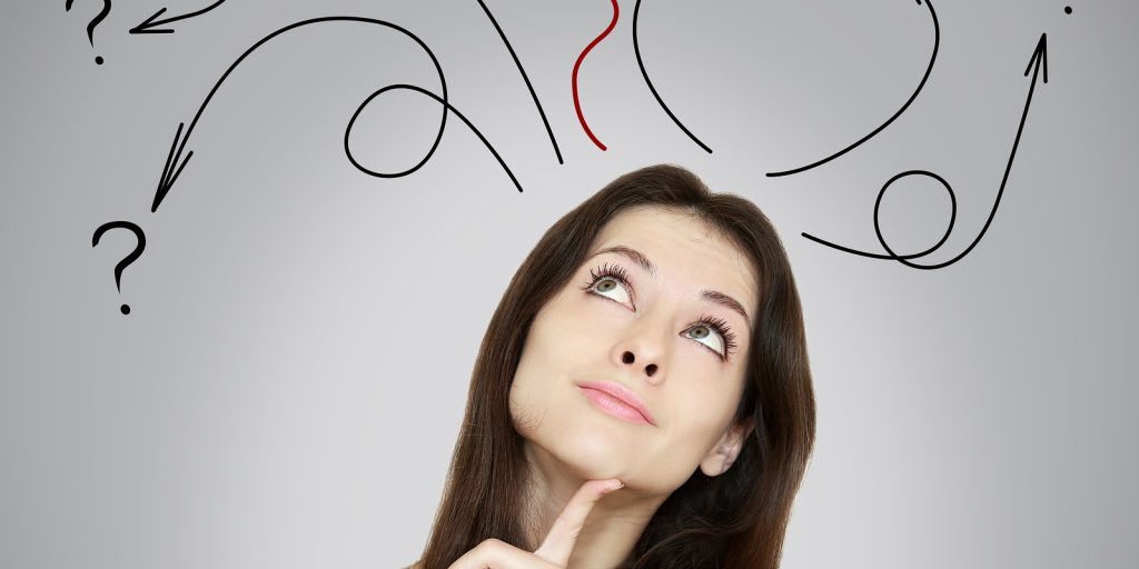 mujer-pensando-mucho-1024×975