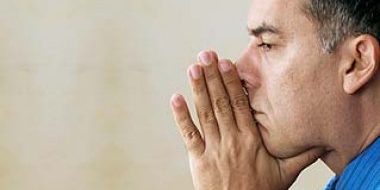 preocupado-manos-cara