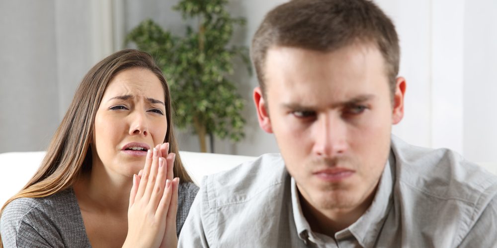 Wife asking for forgiveness to her husband